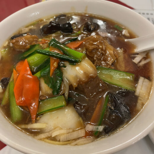 順海閣　牛バラ角煮そば